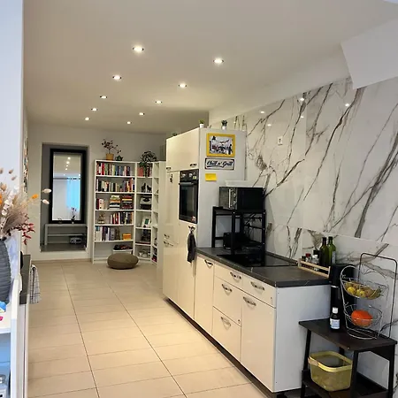 Simple Close To Center Quarto em Acomodações Particulares *