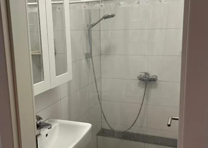 Simple Close To Center Homestay szállás *